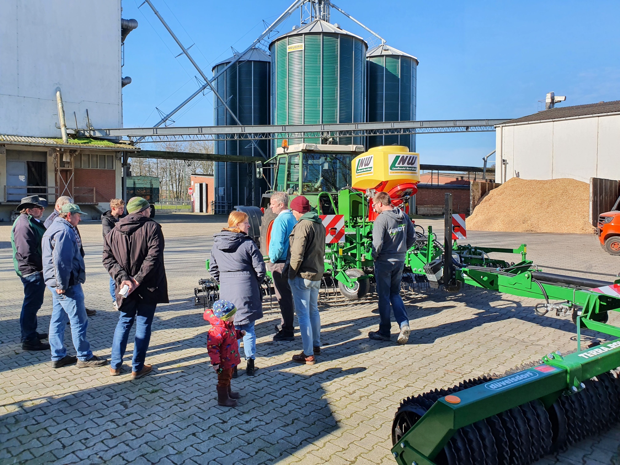 newsimages/106-neuer Striegel 4.jpg